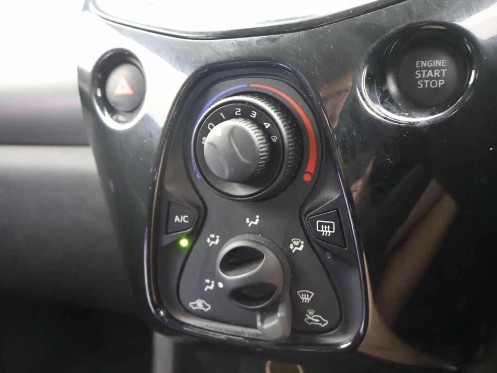 Peugeot 108 1.0 72 Active Blue #15
