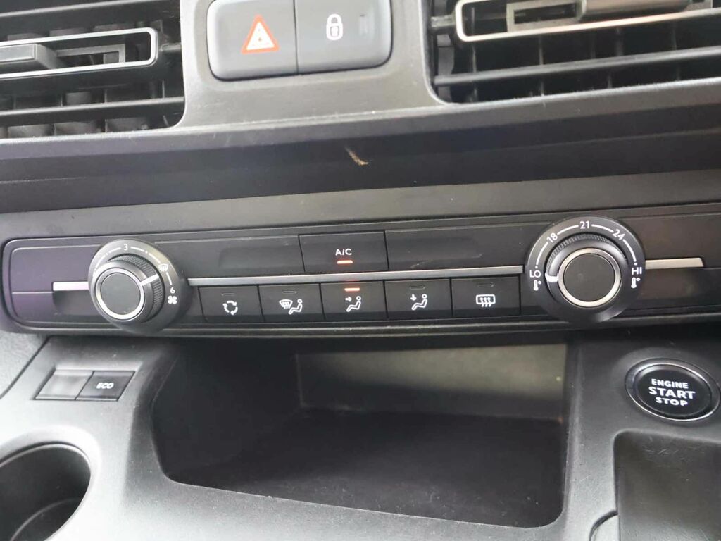 Vauxhall Combo Life 1.2 Turbo 130 Energy Grey #16