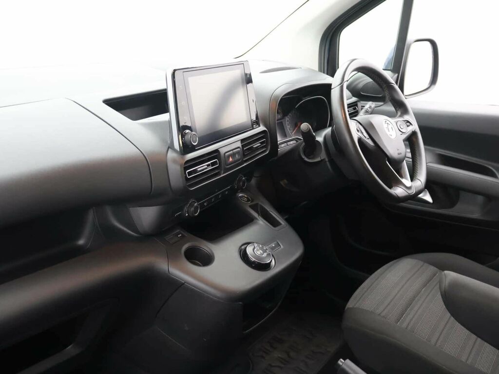 Vauxhall Combo Life 1.2 Turbo 130 Energy Grey #9