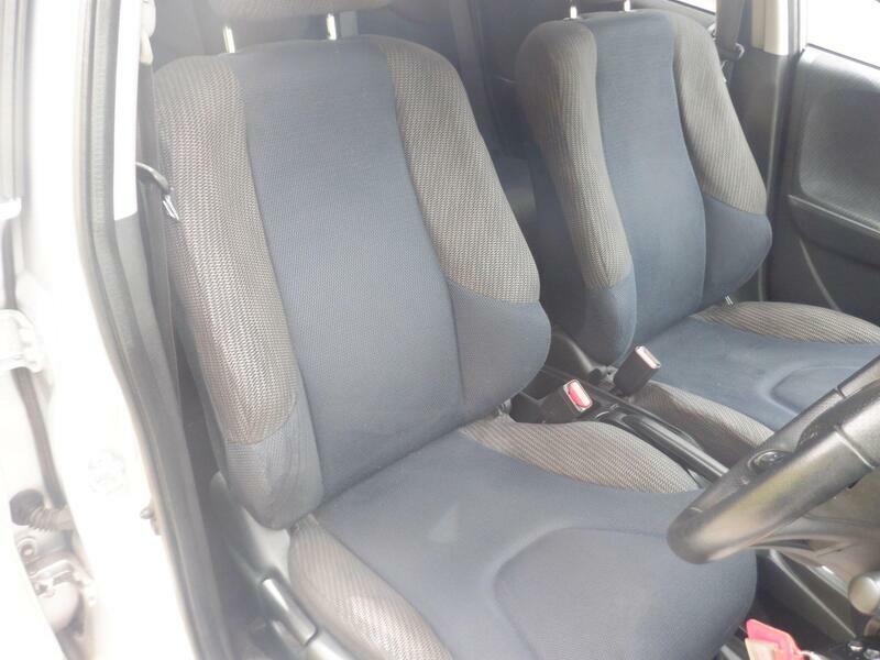Honda Jazz 1.4 I Vtec Es Plus Cvt Euro 5 VA64JZN Silver #4