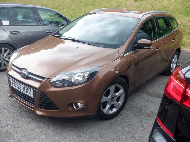 Ford Focus 1.6 Tdci Zetec Navigator Euro 5 Ss FG63MXU Brown #2