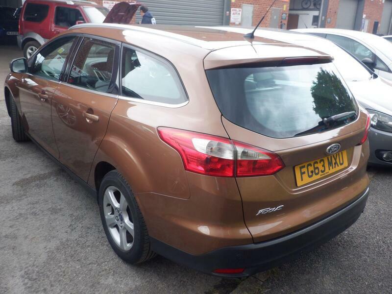 Ford Focus 1.6 Tdci Zetec Navigator Euro 5 Ss FG63MXU Brown #4