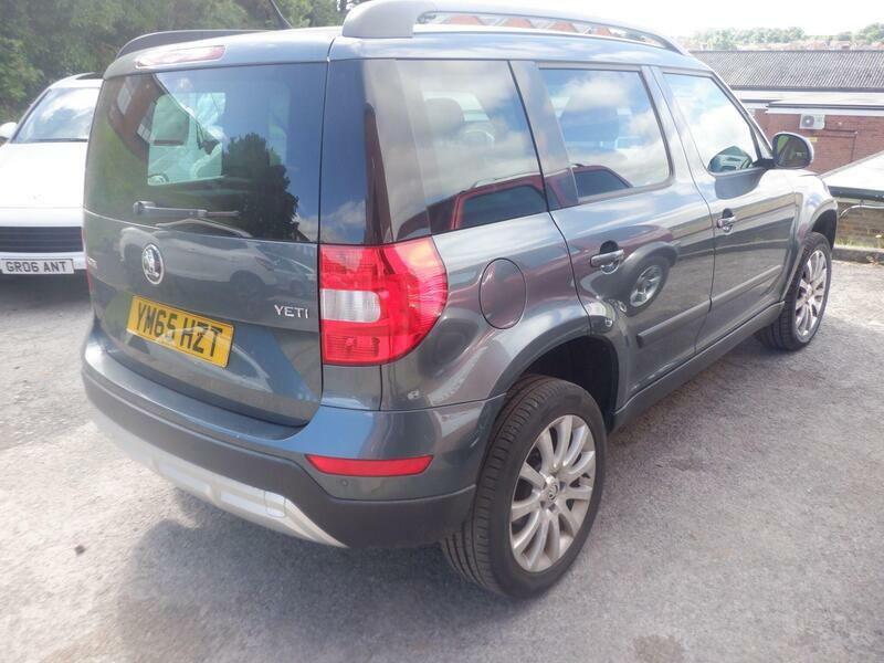 Skoda Yeti 2.0 Tdi Se Outdoor Euro 6 Ss Grey #2