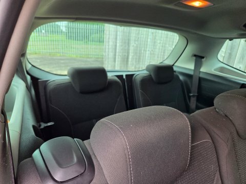 Vauxhall Zafira Sri Nav Green #10