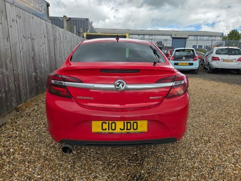 Vauxhall Insignia Sri Nav Cdti Red #4