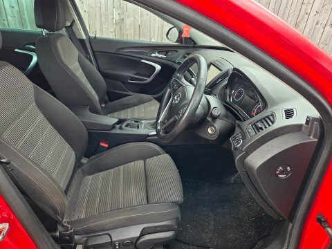 Vauxhall Insignia Sri Nav Cdti Red #6