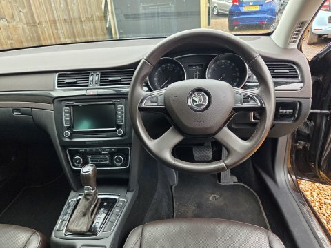 Skoda Superb Grey #12