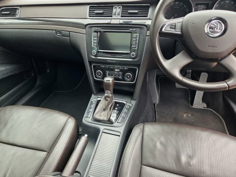 Skoda Superb Grey #14