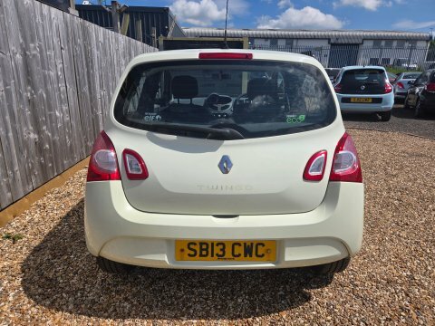 Renault Twingo Dynamique White #4