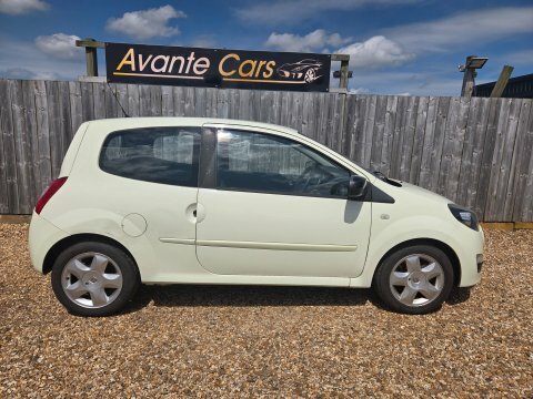 Renault Twingo Dynamique White #2