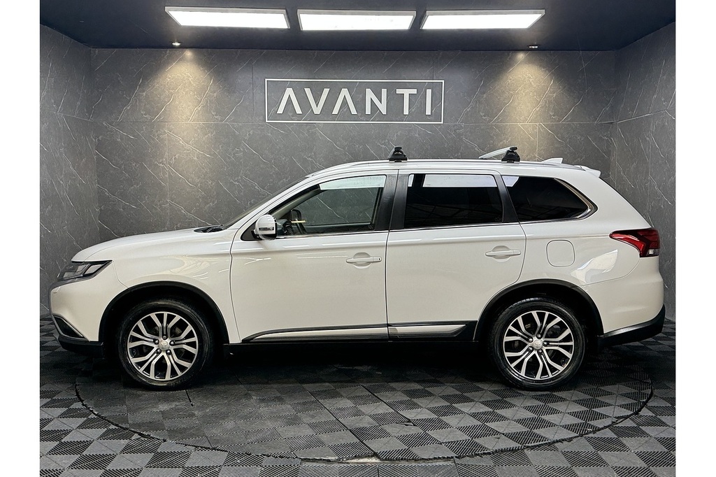 Mitsubishi Outlander Di-d 4 U5327 Ulez White #4