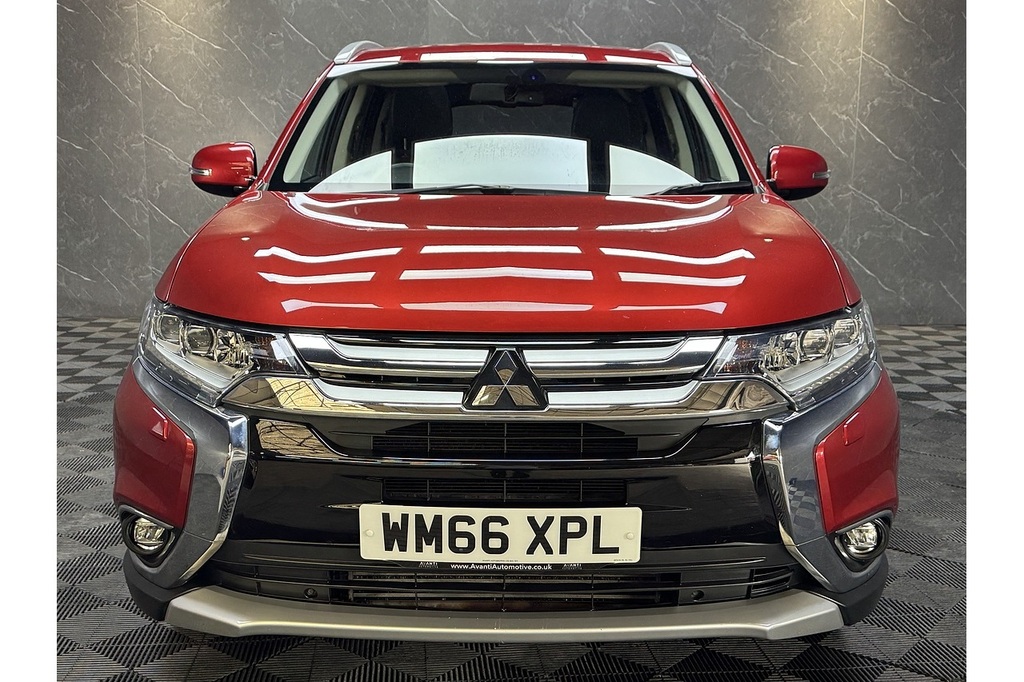 Mitsubishi Outlander Di-d 4 U5344 Ulez Red #2