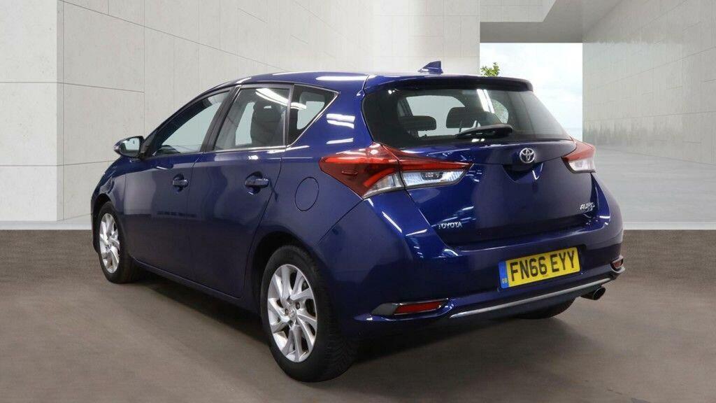 Toyota Auris 1.6 D-4d Business Edition Euro 6 Ss Safety Blue #6