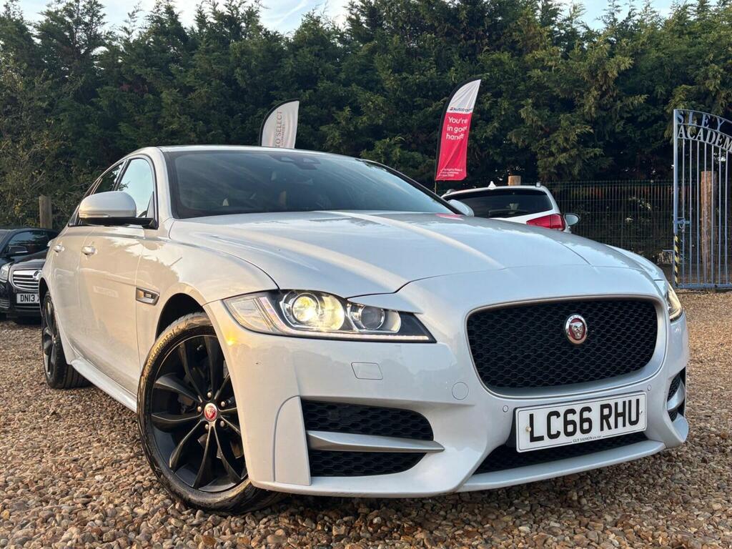 Jaguar XF 2.0D R-sport Euro 6 Ss 2017 White #2