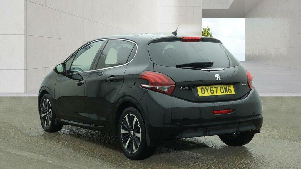 Peugeot 208 1.2 Puretech Allure Premium Euro 6 2017 Black #3