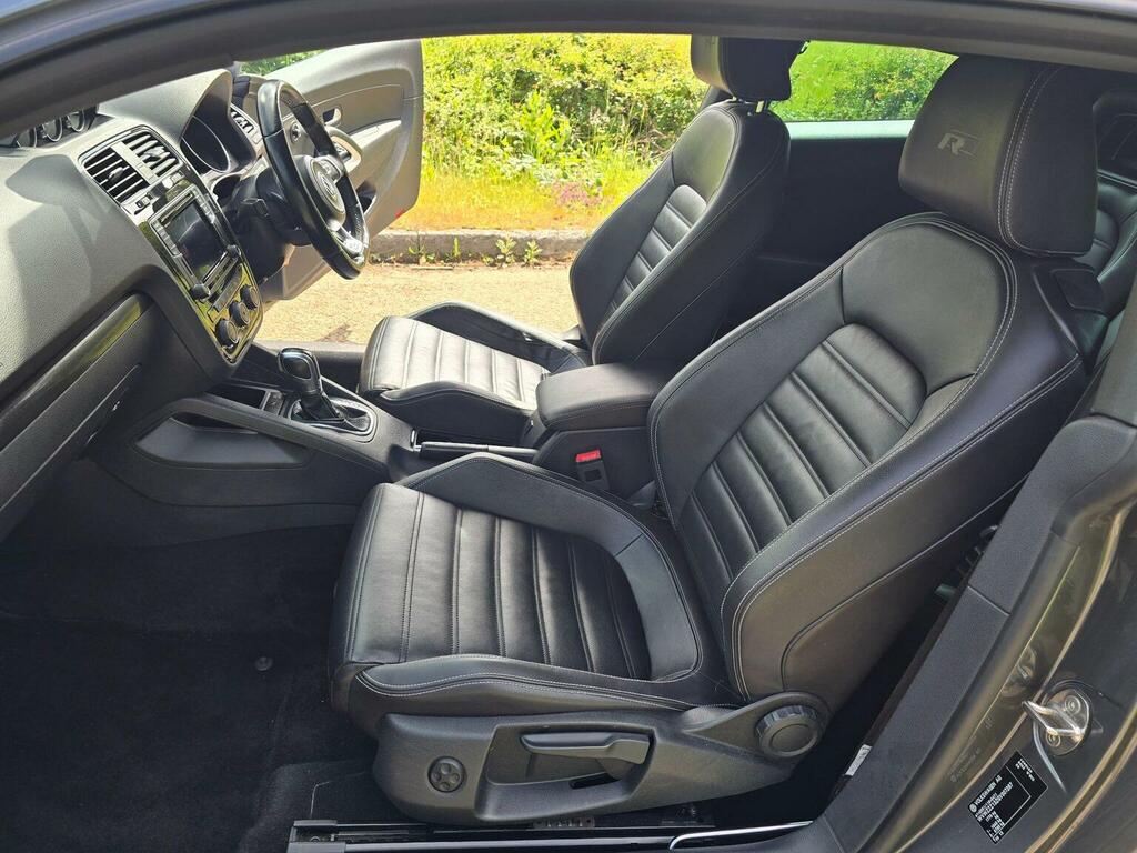 Volkswagen Scirocco Hatchback 2.0 Tsi Bluemotion Tech R-line Dsg Euro Grey #4