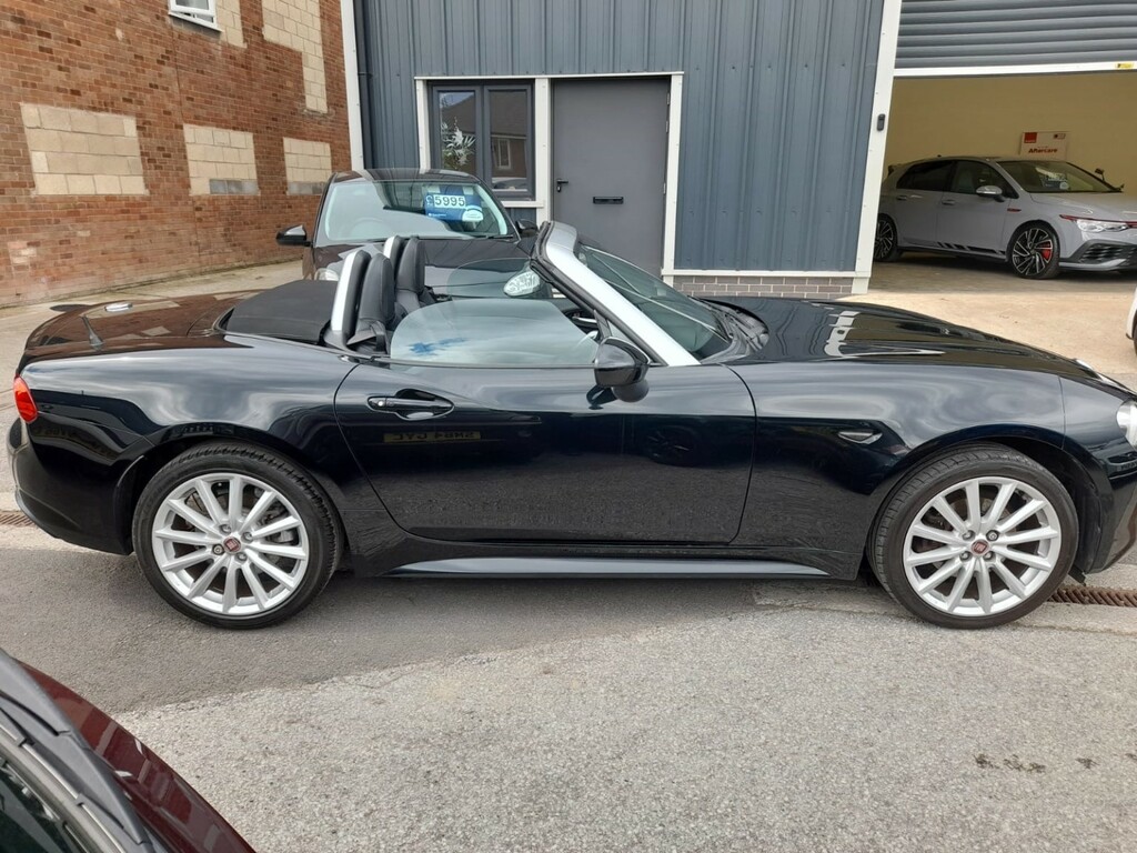 Fiat 124 Spider Red #8