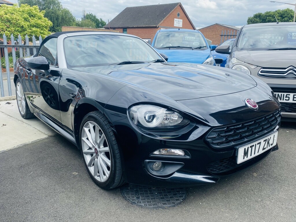 Fiat 124 Spider Convertible 1.4 124 Spider 1.4 Multiair Turbo 140H Black