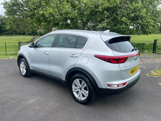 Kia Sportage 2018 1.6 Gdi 2 Suv Euro 6 Ss Silver #3