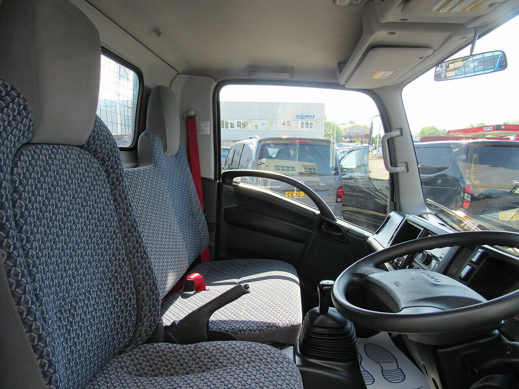 Isuzu 1.9D N35 Green Chassis Cab Rwd S LL23GKY White #4