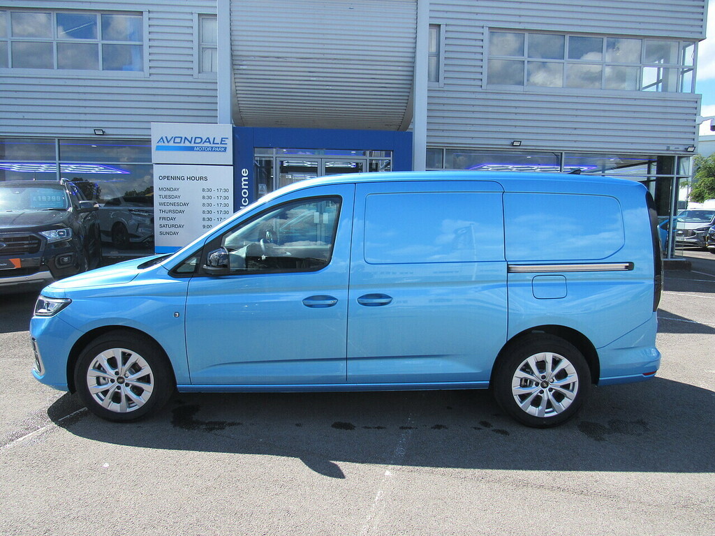 Ford Transit Connect 230 Ecoblue Limited L2 122 Bhp High Specification Blue #2