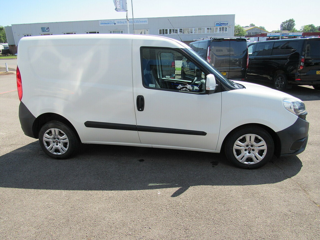 Fiat Doblo Multijetii Sx No Vat Van With Air Con White #6