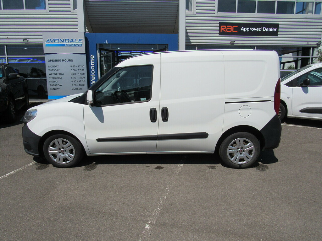 Fiat Doblo Multijetii Sx No Vat Van With Air Con White #3
