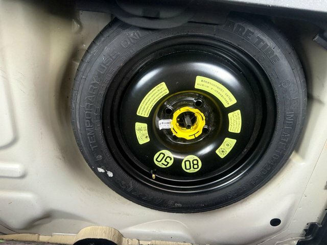 Citroen C3 Picasso Puretech Platinum Picasso White #18