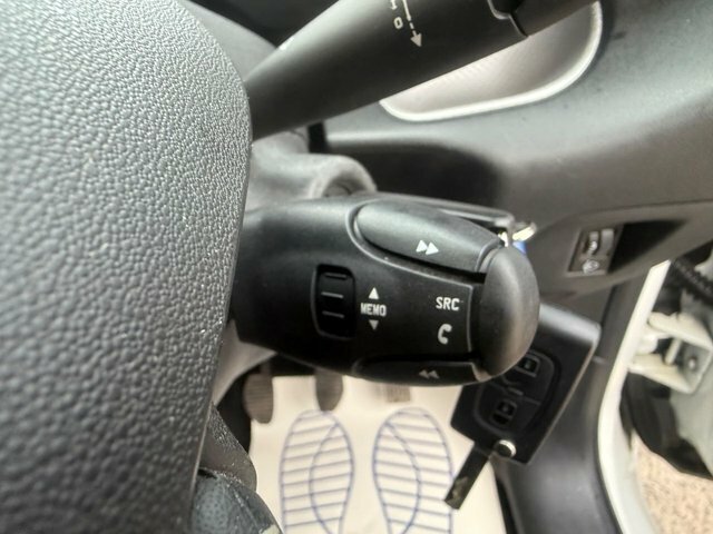 Citroen C3 Picasso Puretech Platinum Picasso White #10