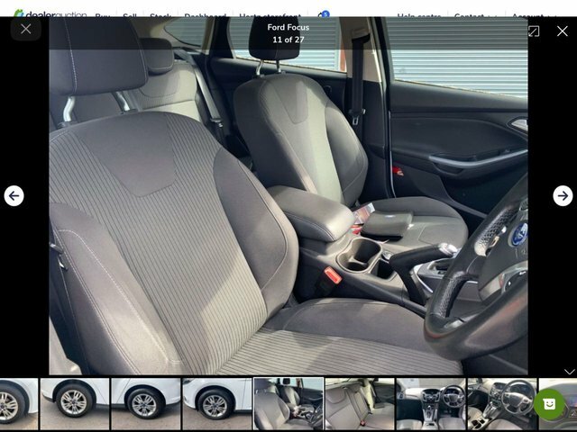 Ford Focus 1.6 Titanium Navigator Hatchback WP14WZR White #4