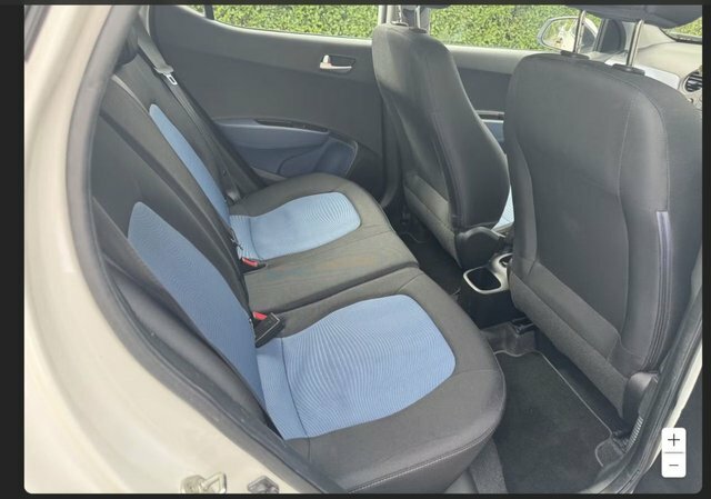 Hyundai I10 Hyundai Hatchback 1.2 Se Silver #4