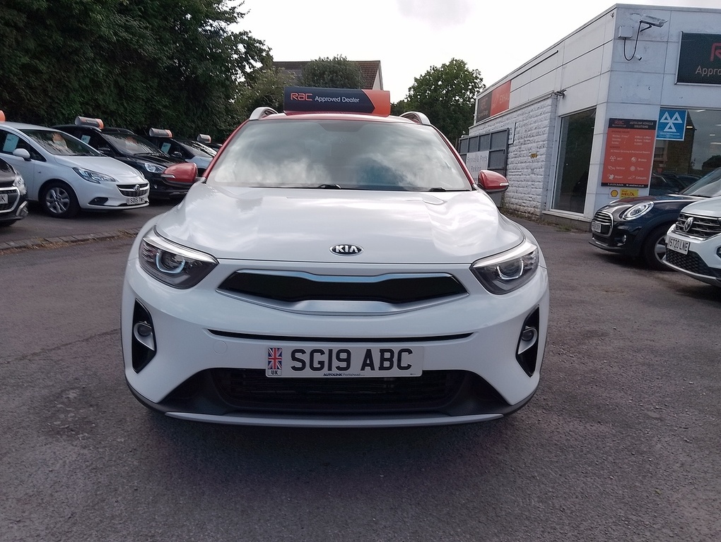 Kia Stonic T-gdi Mixx White #4