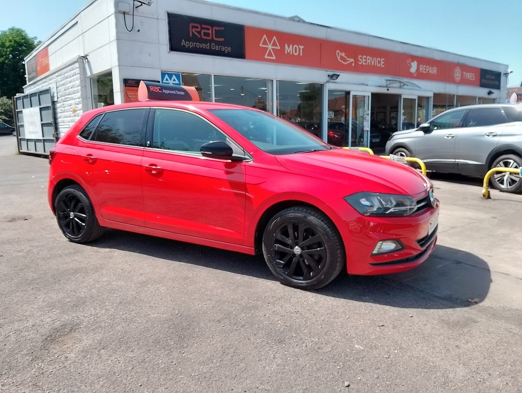 Volkswagen Polo Tsi Beats GL68NJV Red #2