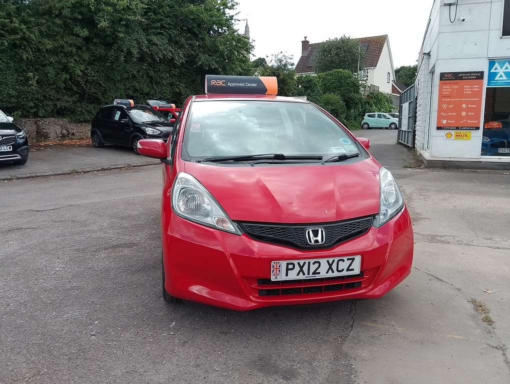 Honda Jazz I-vtec Es Red #3