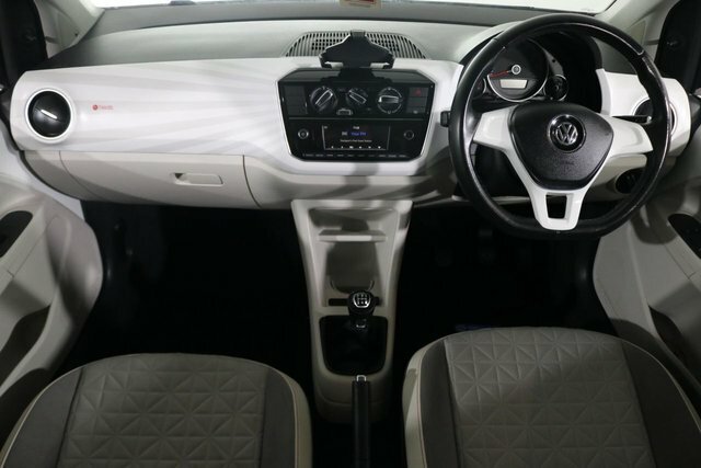 Volkswagen Up 1.0 Up Beats Hatchback Euro 6 SG67XOY White #3