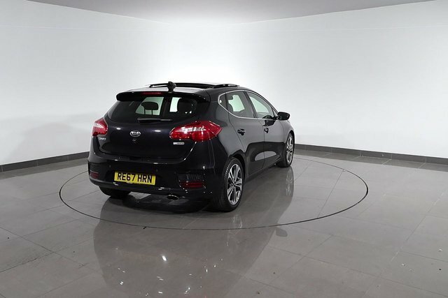 Kia Ceed 1.6 Crdi Isg 2 5Dr, Apple Car Play, Android Red #77