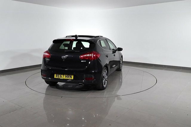 Kia Ceed 1.6 Crdi Isg 2 5Dr, Apple Car Play, Android Red #76