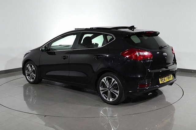 Kia Ceed 1.6 Crdi 4 Hatchback Euro 6 S S Black #6