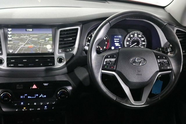 Hyundai Tucson 1.6 Gdi Blue Drive Se Nav Suv Eu Red #4
