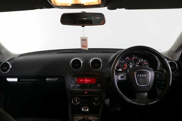Audi A3 1.6 Tdi Sport Sportback Euro 5 Grey #3