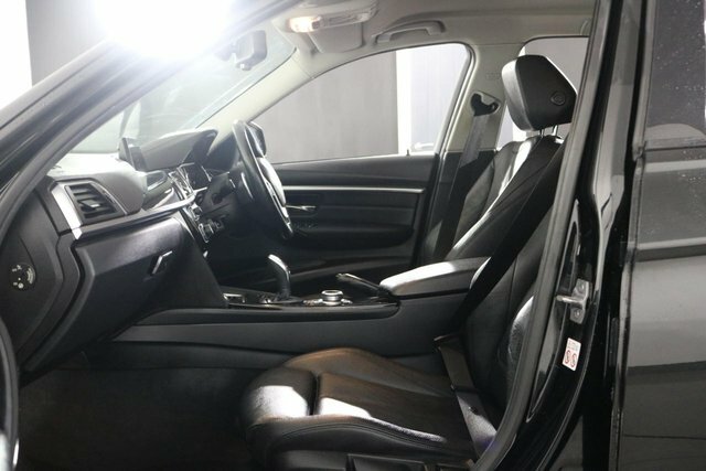 BMW 3 Series Automatic Black #13