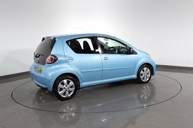Toyota Aygo Move With Style 1.0 Vvt-i Multimode Red #67