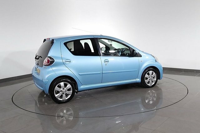 Toyota Aygo Move With Style 1.0 Vvt-i Multimode Red #68