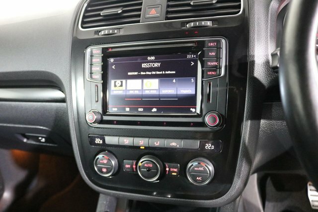 Volkswagen Scirocco 2.0 Tdi Bluemotion Tech Gt Hatchback Ds White #4
