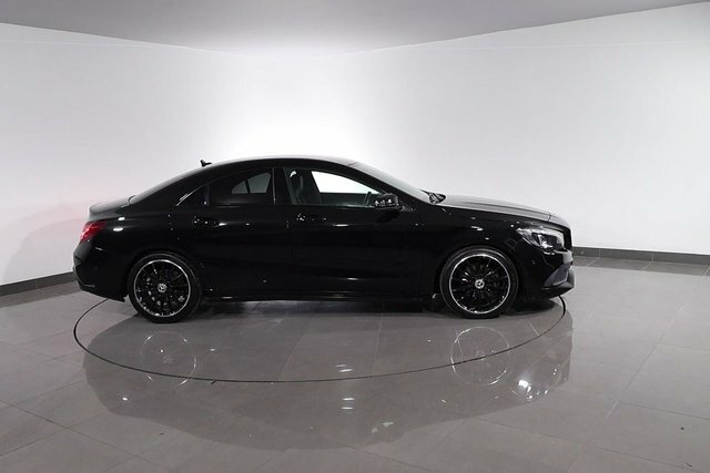 Mercedes-Benz CLA Class Cla 180 Amg Line Red #88