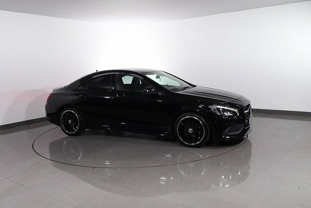Mercedes-Benz CLA Class Cla 180 Amg Line Red #92