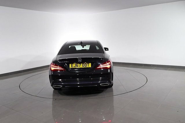 Mercedes-Benz CLA Class Cla 180 Amg Line Red #69