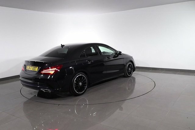 Mercedes-Benz CLA Class Cla 180 Amg Line Red #77