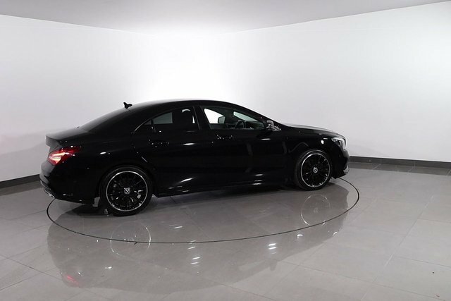 Mercedes-Benz CLA Class Cla 180 Amg Line Red #83