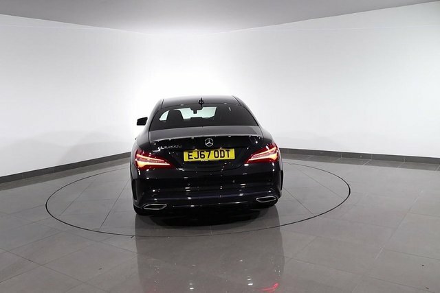 Mercedes-Benz CLA Class Cla 180 Amg Line Red #68